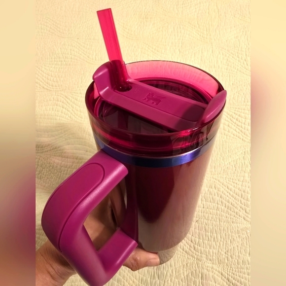 NIB Stanley Berry Truffle Limited Edition Valentines H20 Quencher Tumbler 30 Oz - Picture 6 of 11